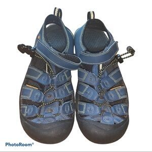 Keen Newport H2 Navy Water Shoes Sandals size 3